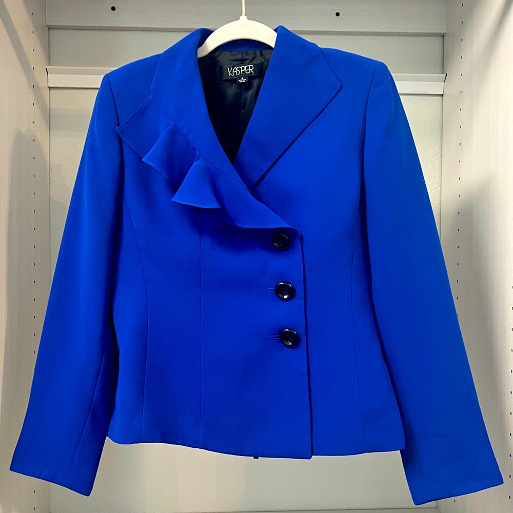 2-pc Kasper skirt suit